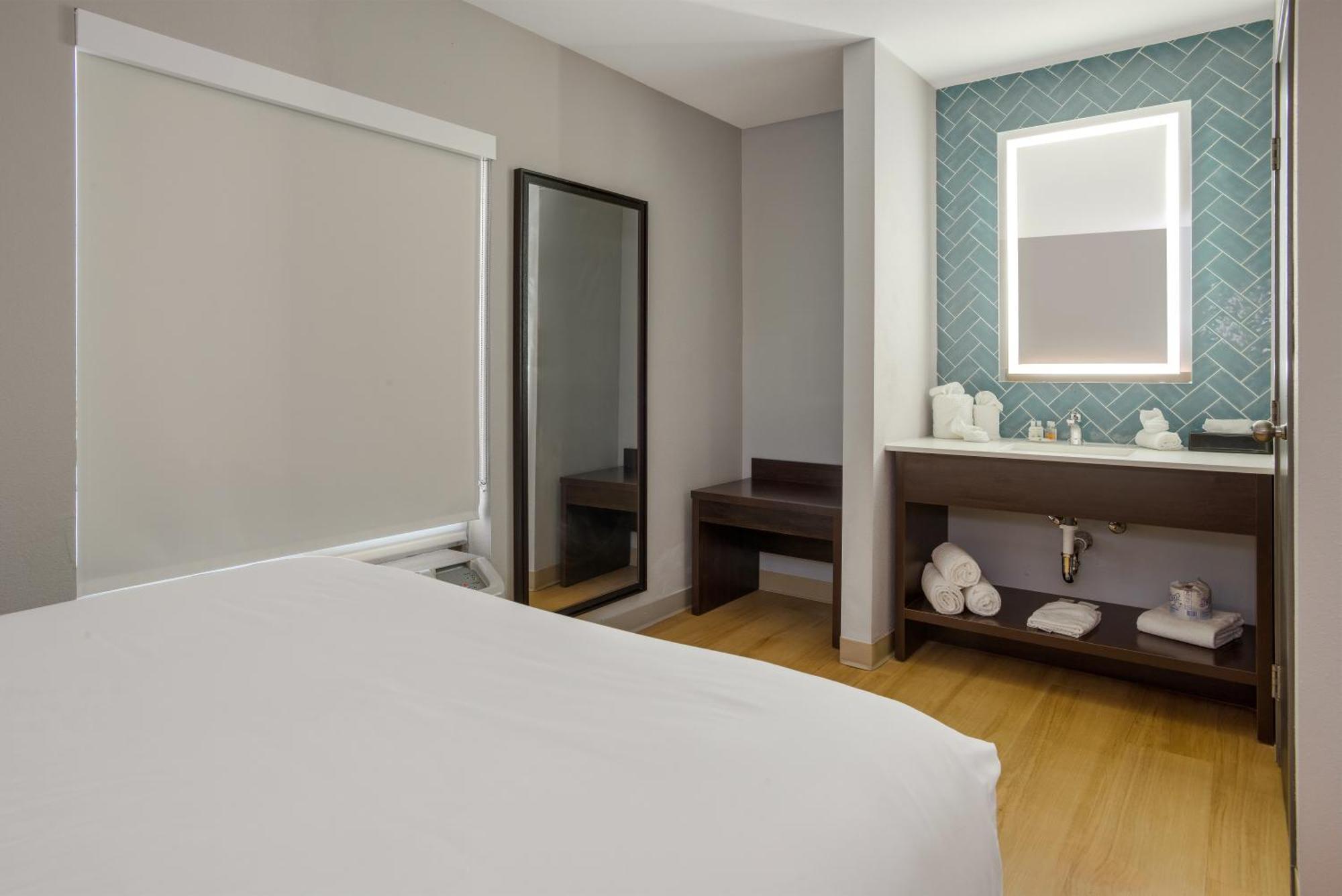The Marco Hotel Lake Charles Esterno foto